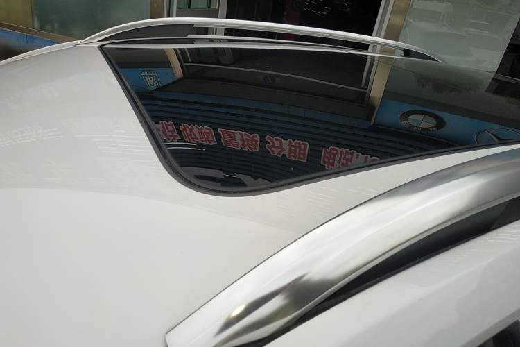 Used Roewe RX5 2016 30T Four-Wheel Drive Automatic Internet Smart Luxury Edition Roof