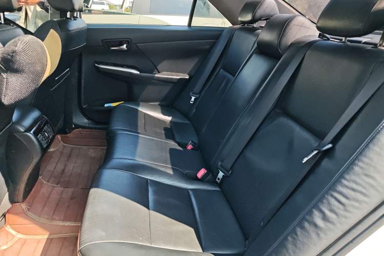 Used Toyota Camry 2015 2.0G Premier Edition