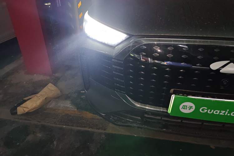 Used Chery Fengyun T8 2025 1.5T 130 km Comfort Edition 7-Seater Right Front Headlight