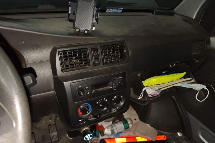 Used Wuling Rongguang 2019 1.5L Extended Basic Version Audio And AC Panel