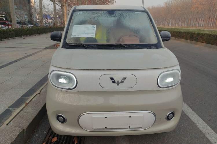 Used Wuling Hongguang MINIEV 2024 3rd Generation 215km Youth Edition
