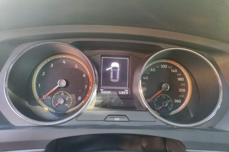 Used Volkswagen Tiguan L 2020 330TSI Automatic Two-Wheel Drive Luxury Edition China VI Standard