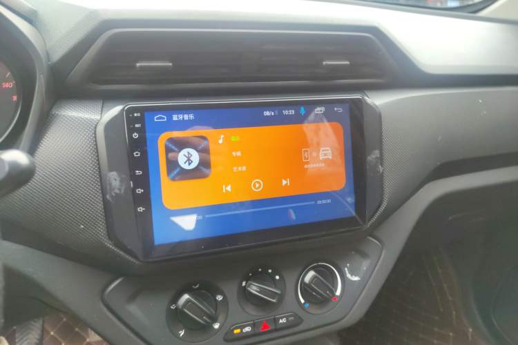 Used Wuling Hongguang 2019 1.5L S Basic Version China VI Standard LAR