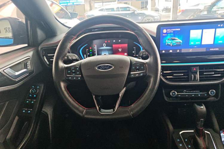 Used Ford Focus 2022 Sedan EcoBoost 180 Automatic ST Line