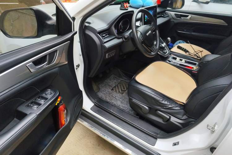 Used Haval M6 2021 PLUS 1.5T Manual Elite Smart Connectivity Model