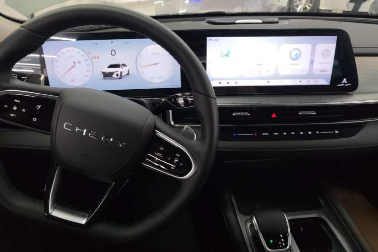 Used Chery Arrizo 8 2023 High-Performance Edition 2.0T DCT Powerfully Equipped