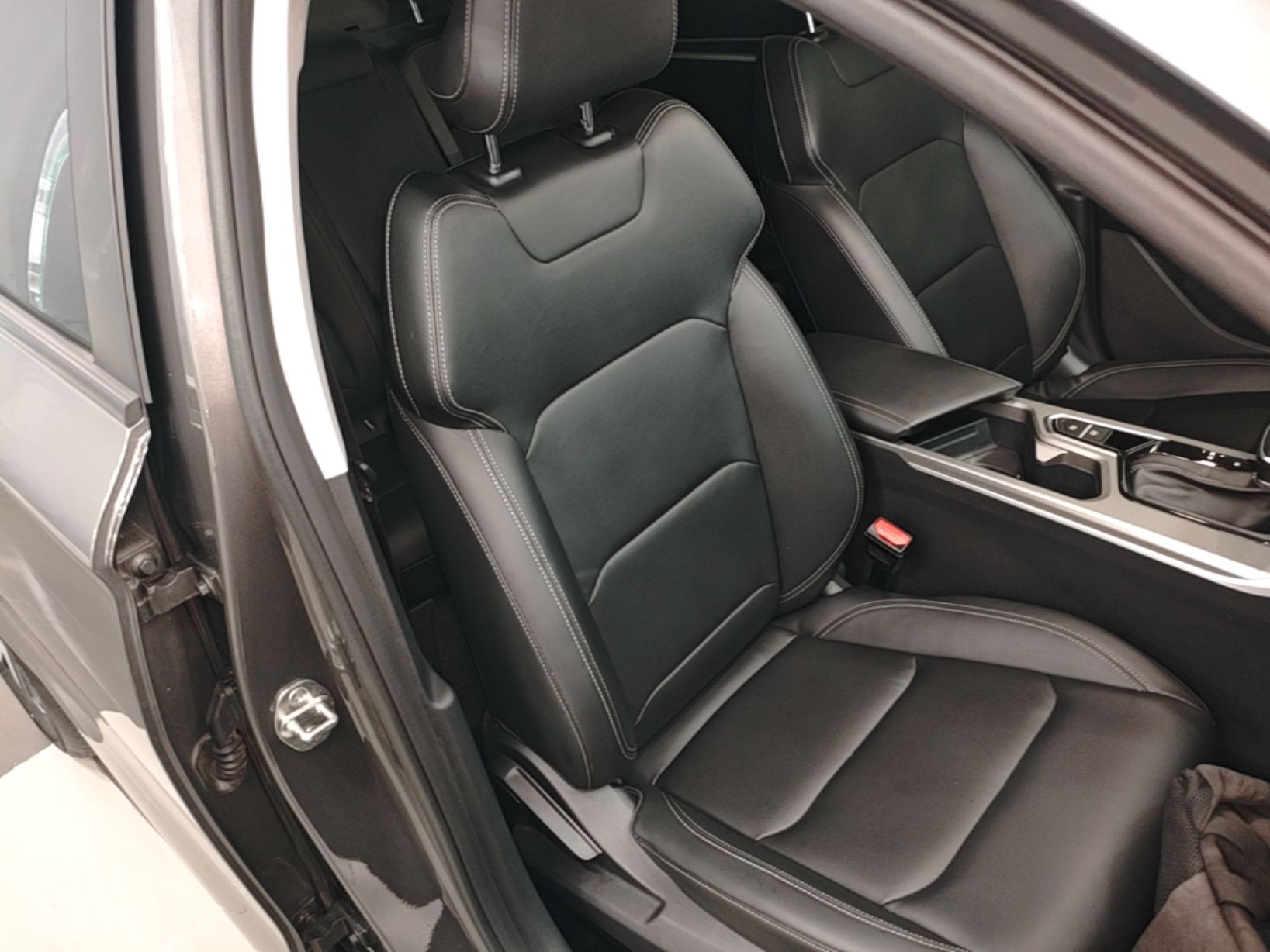 Geely Auto Emgrand 2025 4th Generation 1.5L CVT Starry Edition — снимка 19