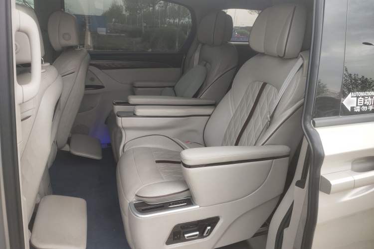 Used Buick GL8 2018 ES 28T Comfort Model China VI Standard Left Rear Seat