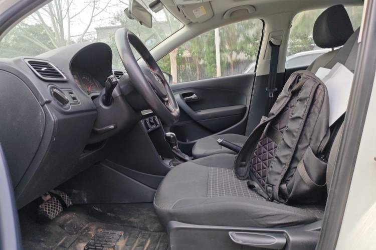 Used Volkswagen Polo 2016 1.6L Automatic Comfort Model Left Front Seat