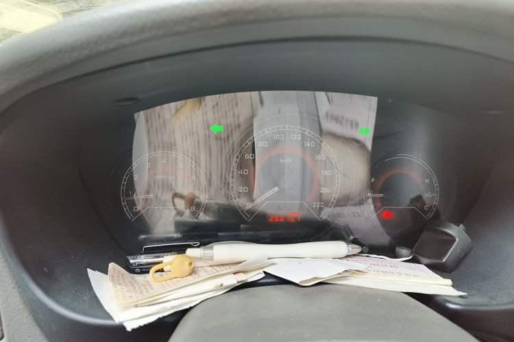 Used Soueast V3 Lingyue 2011 1.5L Manual Deluxe Edition
