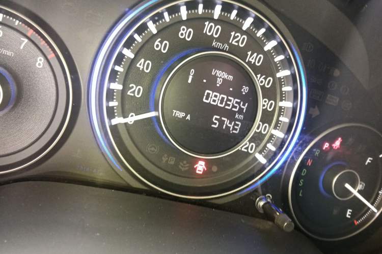 Used Honda Crider 2016 1.8L CVT Comfort Version Odometer Close Up