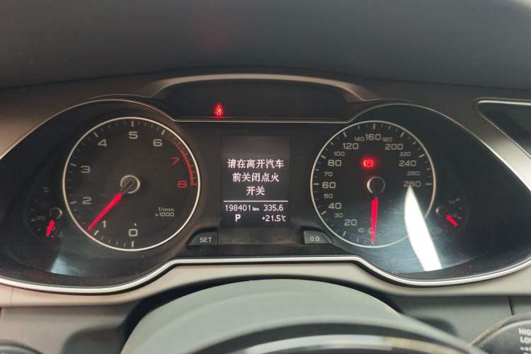 Used Audi A4L 2015 35 TFSI Automatic Comfort Model Instrument Cluster