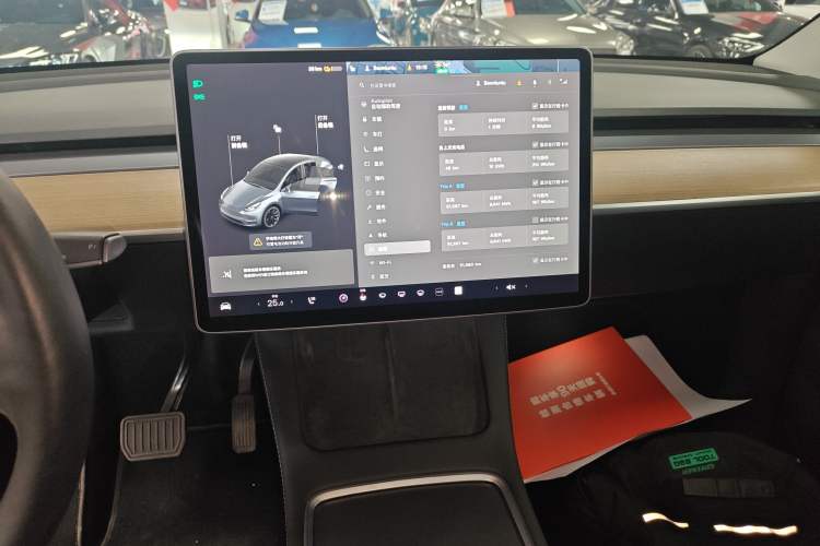 Used Tesla Model Y 2021 Long-Range All-Wheel-Drive Version 3D7