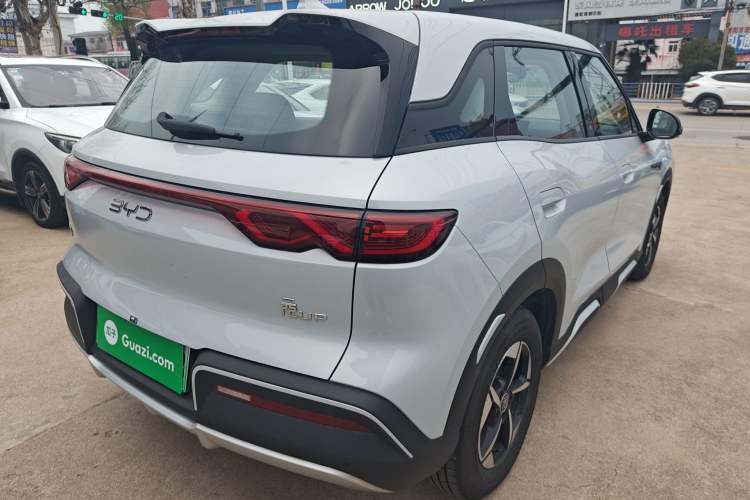 Used BYD Yuan UP 2024 401KM Leading Edition Rear Right 45 Deg