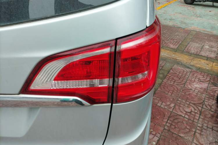 Used Baojun 730 2016 1.5L Manual Comfort Version 7 Seats China V Emission Standard