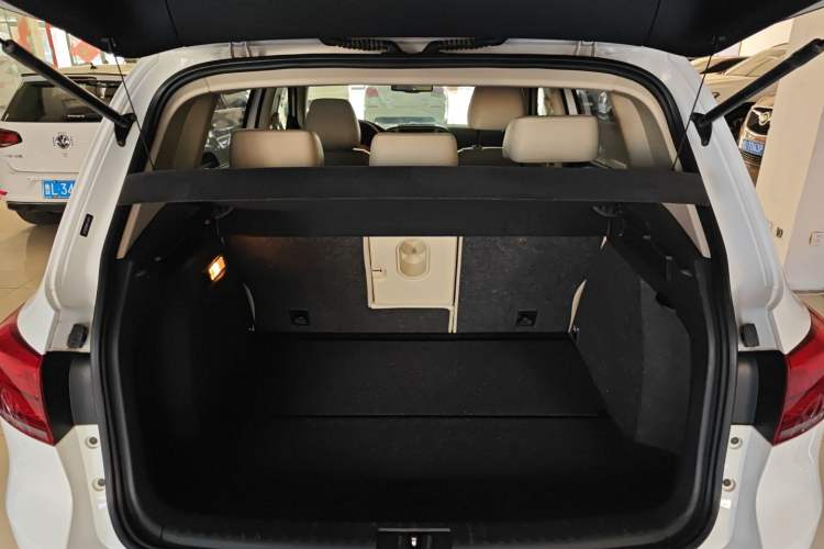 Used Volkswagen Tiguan 2015 1.8TSI Automatic Two-Wheel Drive Trend Edition
