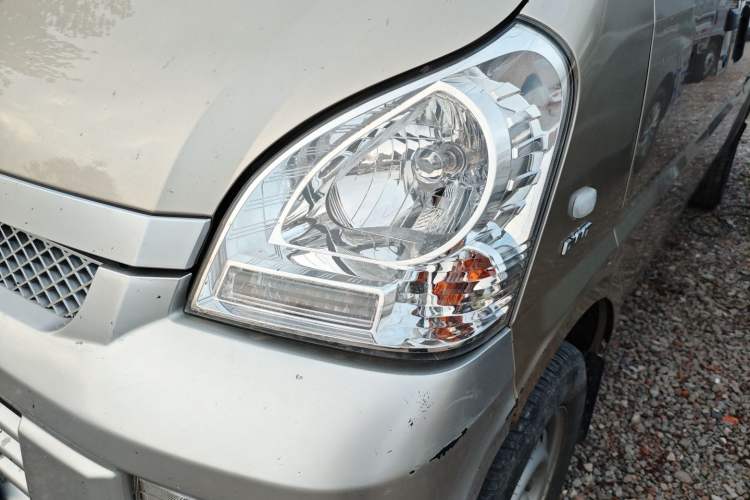 Used Wuling Rongguang 2020 1.5L Extended Basic Version China VI Standard L3C Left Front Headlight