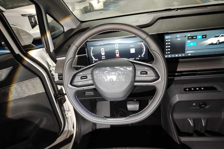 Used SAIC MAXUS Dajia 7 2024 Revised Version Super Hybrid Long-Range Edition Enjoyment Version Steering Wheel