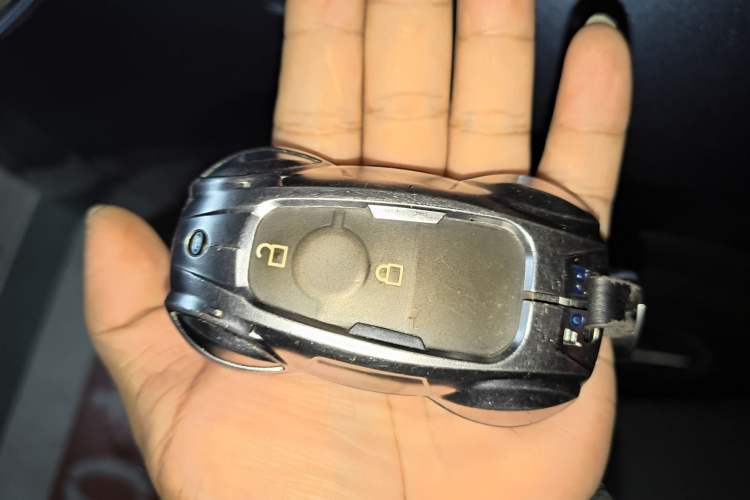 Used Ford Escape 2020 EcoBoost 245 Two-Wheel-Drive Titanium Edition
