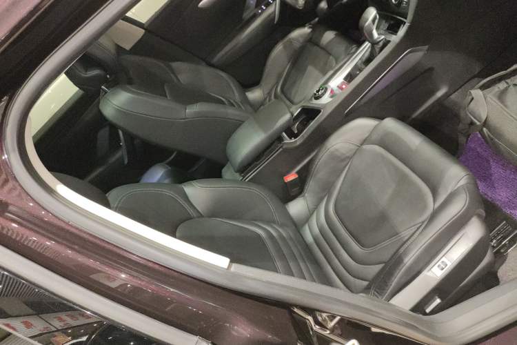 Used DS 6 2016 1.6T Luxury Edition THP160