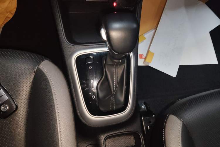 Used Kia kx1 Stonic 2021 1.4L Automatic Fun Edition