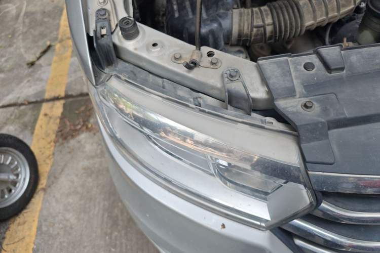 Used JAC Refine M3 2016 IKEA Edition 1.6L Luxury Smart Model