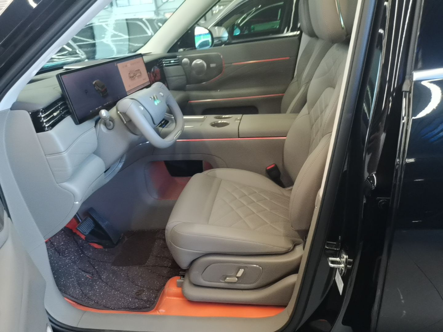 Interior delantero