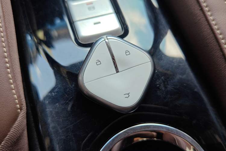 Used Wuling Bingo 2023 333 km Lingxi Connected Version