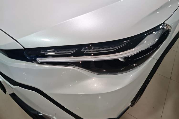 Used Toyota FRONTLANDER 2026 Model 2.0L CVT Luxury Edition