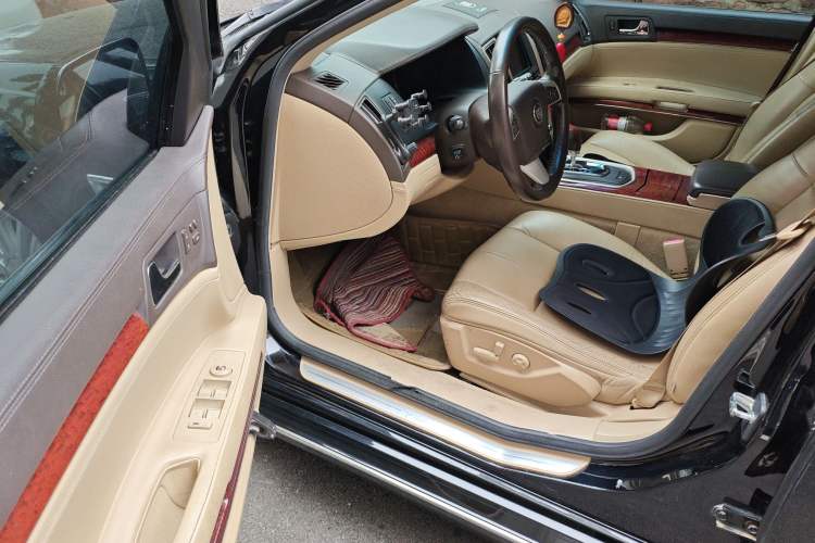 Used Cadillac SLS Seville 2011 2.0T Elite Edition Driver Seat