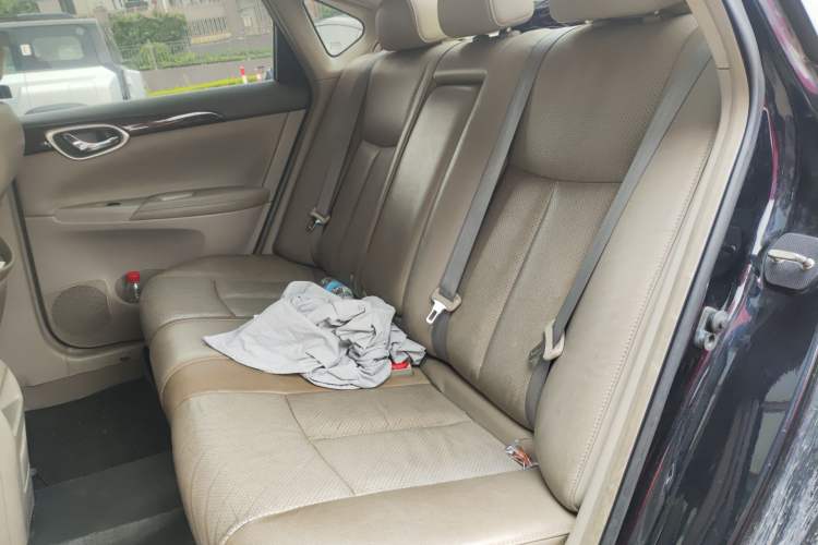 Used Nissan Sylphy 2012 1.6 XL CVT Luxury Edition Left Rear Seat