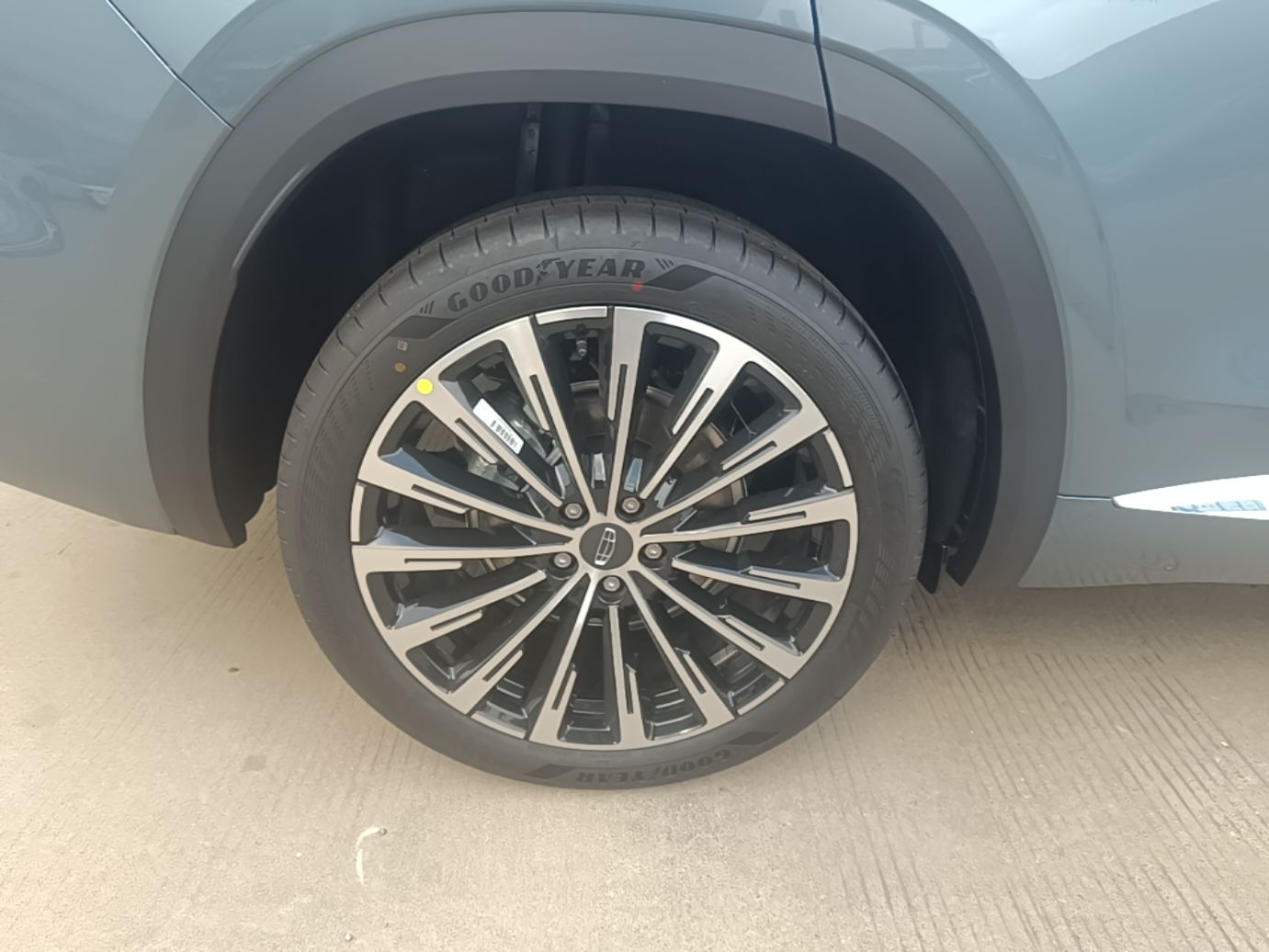 Geely Auto Monjaro L 2026 Model Oriental Yao 2.0TD Automatic Xiaohan Edition — снимка 11