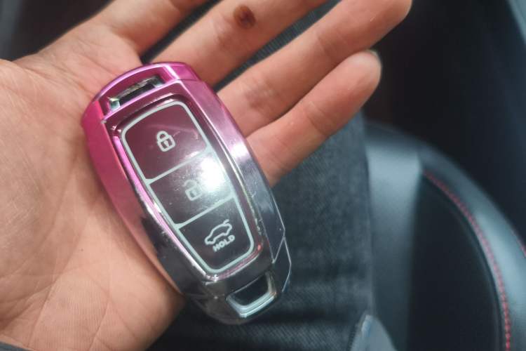 Used Hyundai Elantra 2022 1.5L CVT 20th Anniversary Edition Vehicle Key