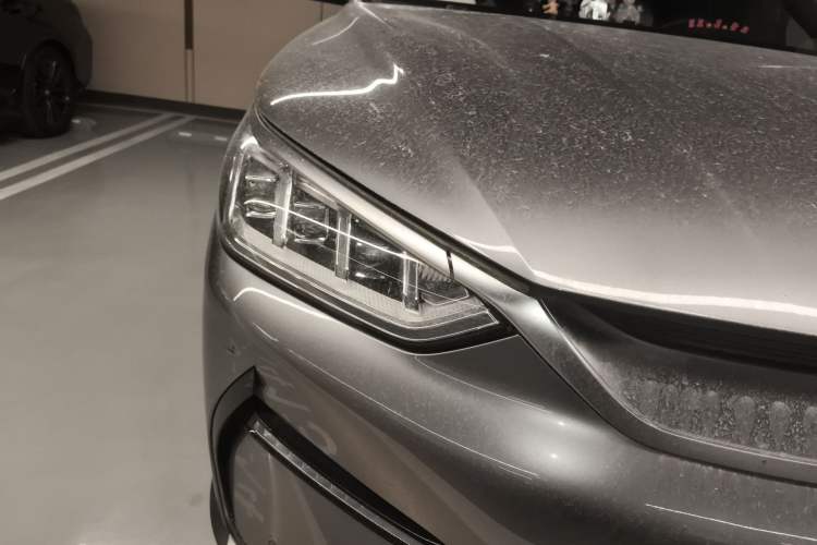 Used BYD Song PLUS New Energy 2021 EV Flagship Model Right Front Headlight