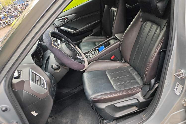 Used Mazda CX-4 2018 2.0L Automatic Two-Wheel Drive Blue Sky Premium Upgrade Version China V Standard