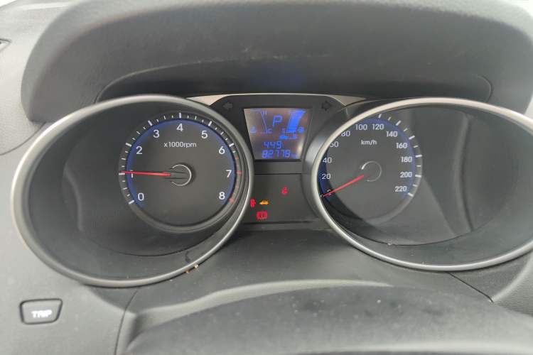 Used Hyundai ix35 2015 2.0L Automatic 2WD Smart Type China IV