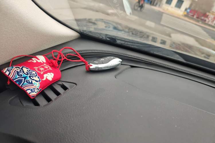 Used Hongqi H5 2023 1.5T DCT Smart Connect Flagship Edition Vehicle Key