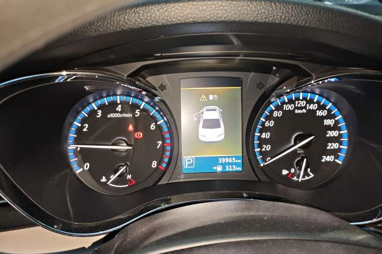 Used Venucia D60 2018 1.6L CVT Smart Connect Elite Edition