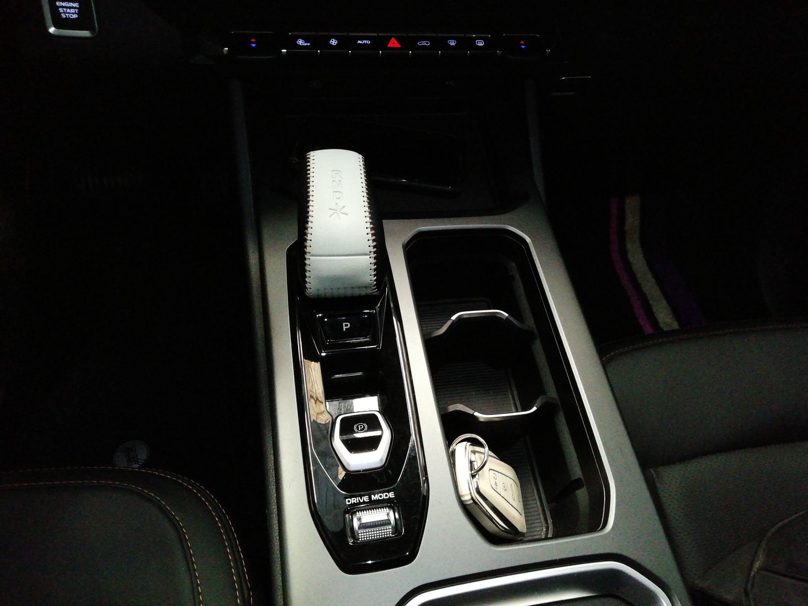 Geely Auto Haoyue L 2023 2.0T DCT Prestige Edition — снимка 15