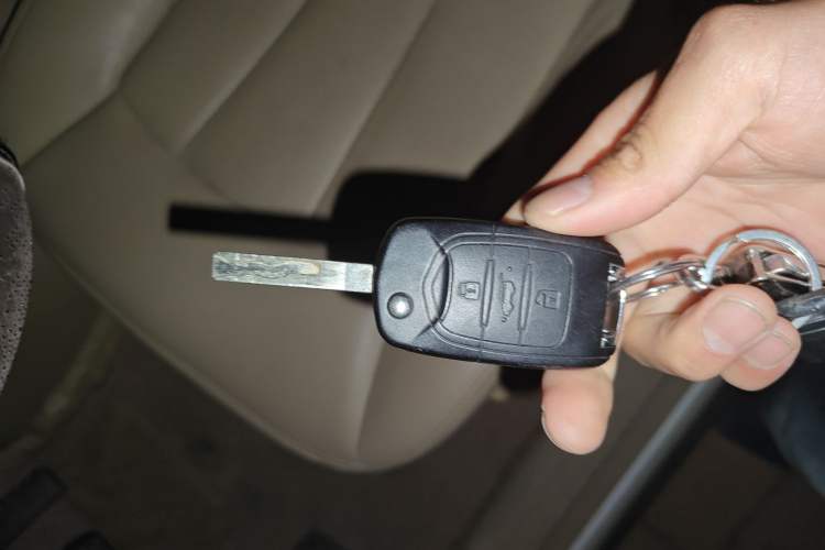 Used Baojun 730 2014 1.5L manual Comfort version 7 seats
