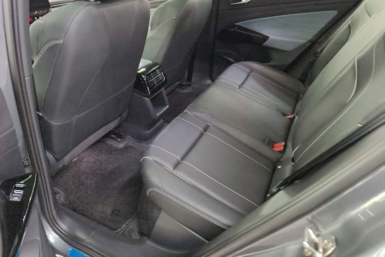 Used Volkswagen ID.4 X 2021 Pure Edition