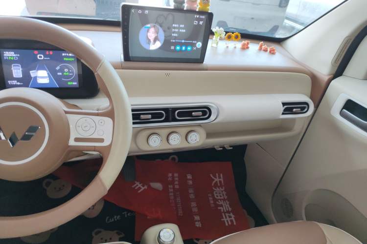 Used Wuling Hongguang MINIEV 2024 3rd Generation 215km Advanced Version