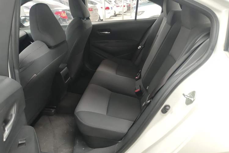 Used Toyota Levin 2019 Dual-Engine 1.8H E-CVT Tech Edition China VI Standard Left Rear Seat