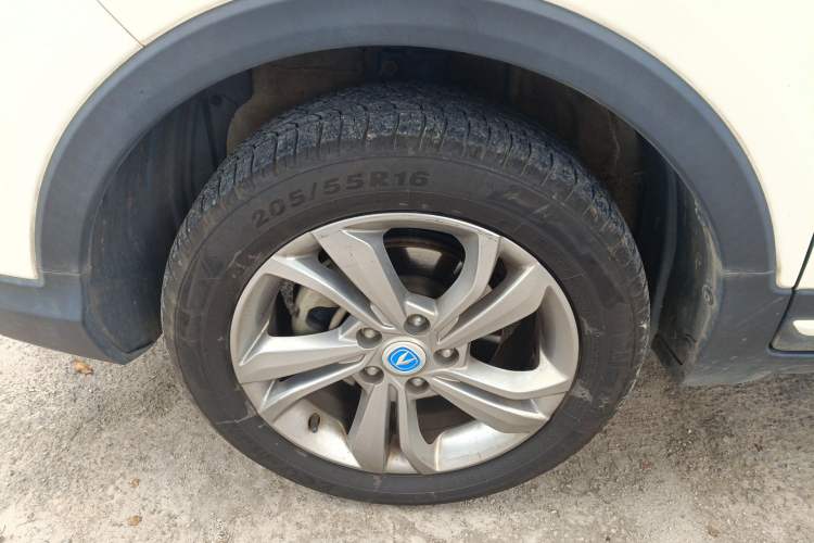 Used CHANGAN CS15 2019 1.5L Automatic Entry Model China VI Standard
