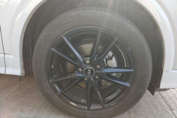 Used Audi Q2L 2022 35 TFSI Progressive Dynamic Edition