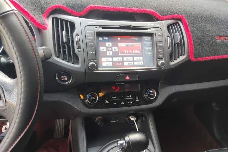 Used Kia Sportage R 2012 2.0L Automatic Two-Wheel Drive NAVI
