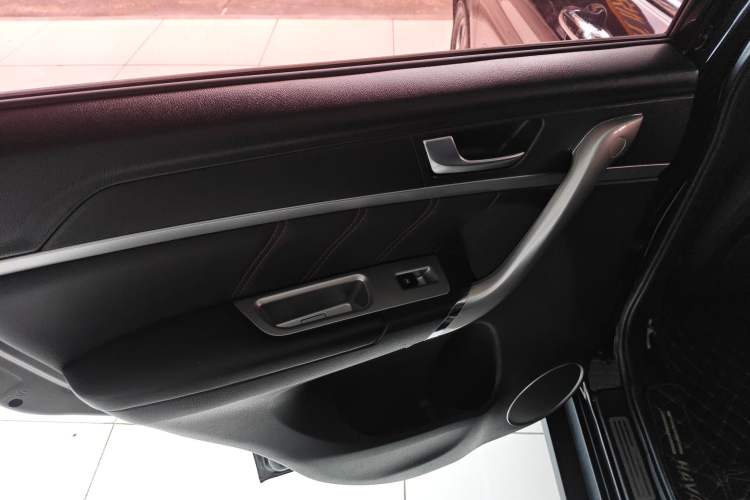 Used Haval M6 2018 Revised Version 1.5T DCT Two-Wheel Drive Elite Edition