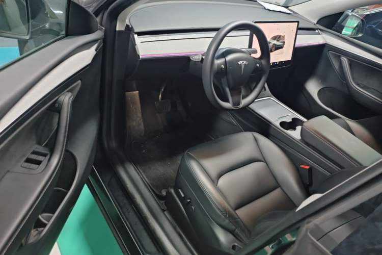 Used Tesla Model Y 2024 Rear-Wheel-Drive Version