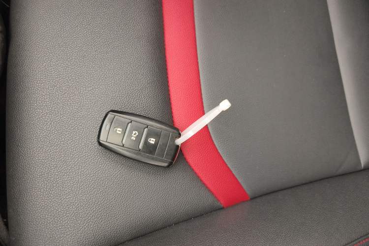 Used CHANGAN CS55 2018 1.5T Automatic Colorful Edition China V Standard
