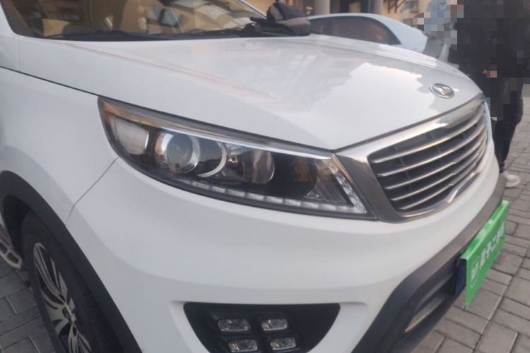 Used Kia Sportage R 2016 2.0L Automatic Two-Wheel Drive DLX Right Front Headlight